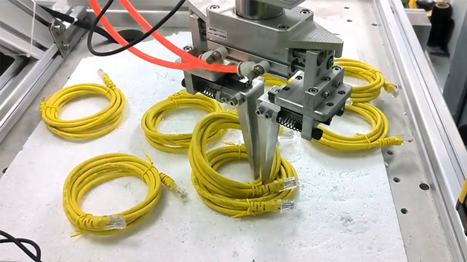 Vision-Guided Unordered Grasping of TV Wire Harnesses